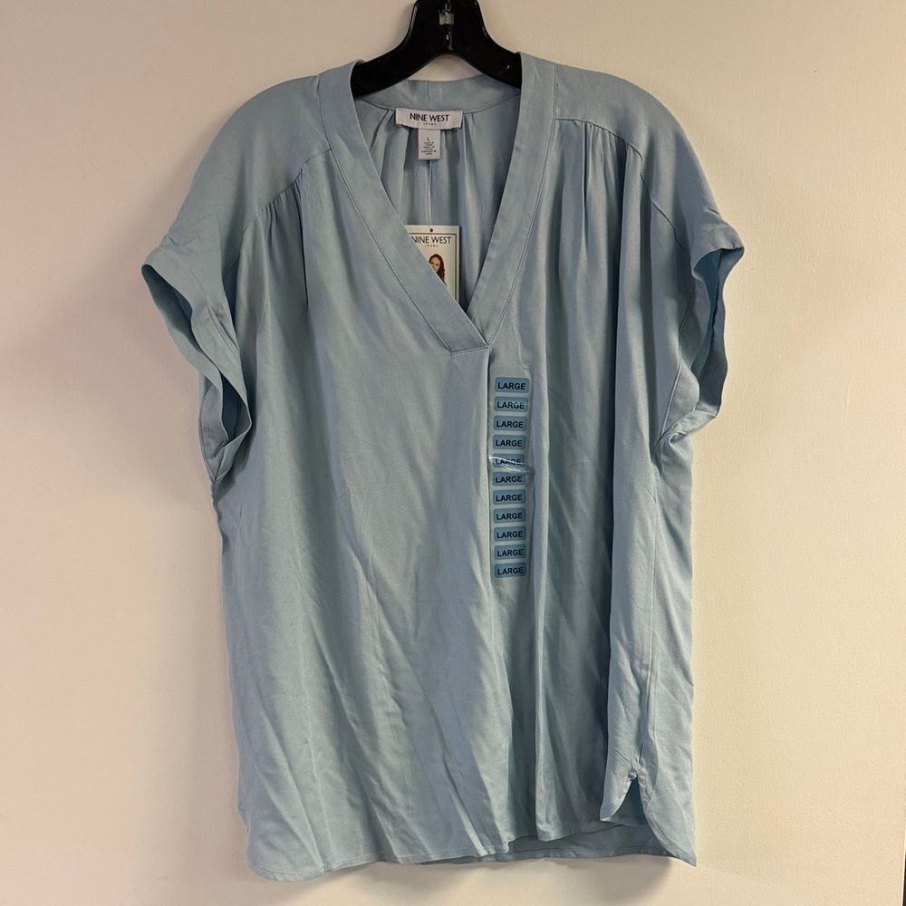 NWT Nine West Light Blue V-Neck Top Size L